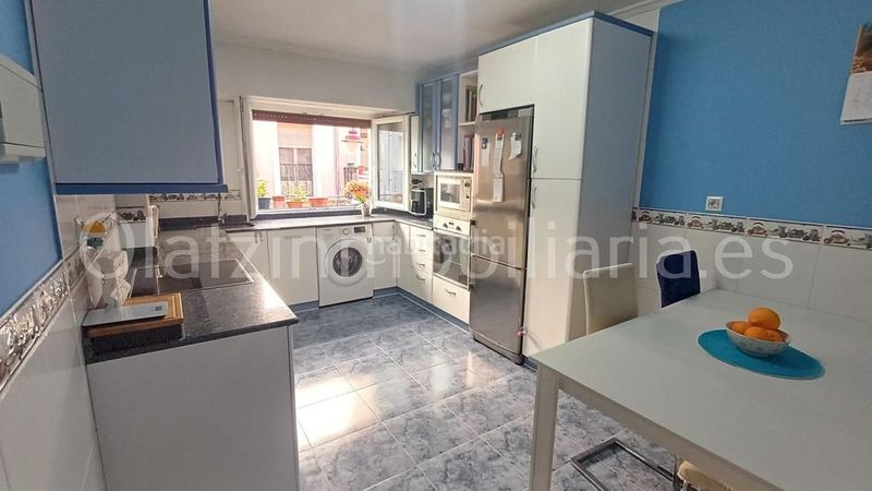 Foto c0bd576d-fa9d-4e97-9c23-00554e00dd6a. Pis amb calefacció a Centro Barakaldo