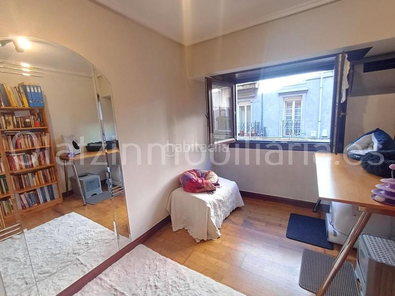 Foto c5a35635-3582-464e-af9d-04f6eb18625f. Pis amb calefacció a Centro Barakaldo