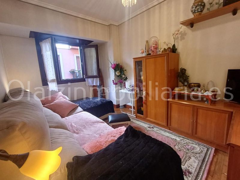 Foto f7157b96-704d-483a-aabf-924dcde01cf5. Pis amb calefacció a Centro Barakaldo