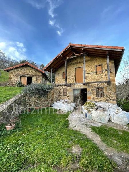 Foto 80675a55-e03a-41af-8098-7f68d6889864. Casa a Carranza