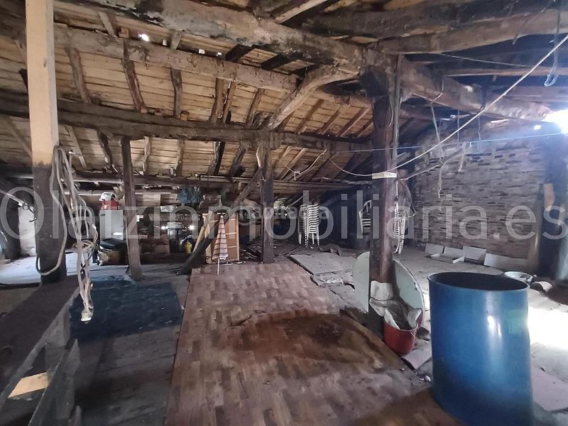 Foto 11e1d767-9260-40be-8693-610bd918e9c8. Casa amb calefacció aparcament a Valle de Mena