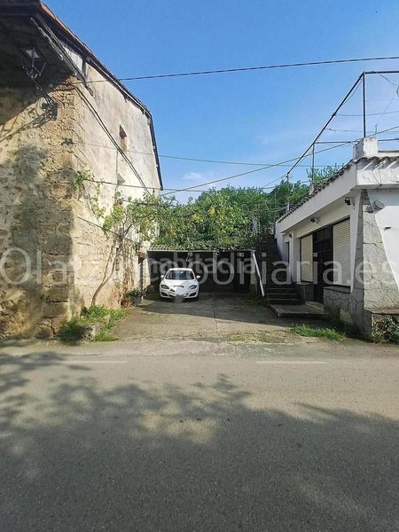 Foto 38a317df-c352-4026-b06d-a04b56d20fa9. Casa amb calefacció aparcament a Valle de Mena