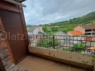 Flat in Espinosa de los Monteros. Piso en venta en espinosa de los monteros, 3 dormitorios.