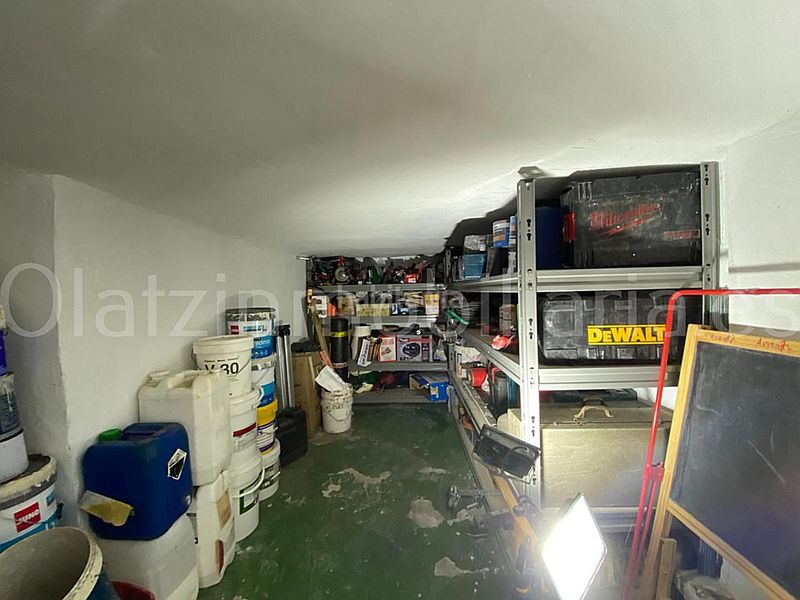 Foto 92a72e8c-0235-44d3-9740-7cb2573be6c8. Local comercial a Balmaseda