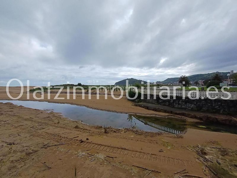 Foto 1fd8144b-b8a6-4990-b3df-0639c3b23c18. Pis amb calefacció a Zona Playa Laredo