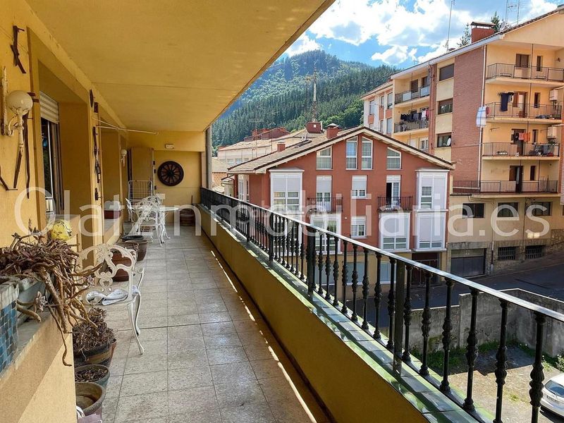 Foto e62475b1-a500-4b09-b14e-d07183e0d95a. Pis amb calefacció a Balmaseda