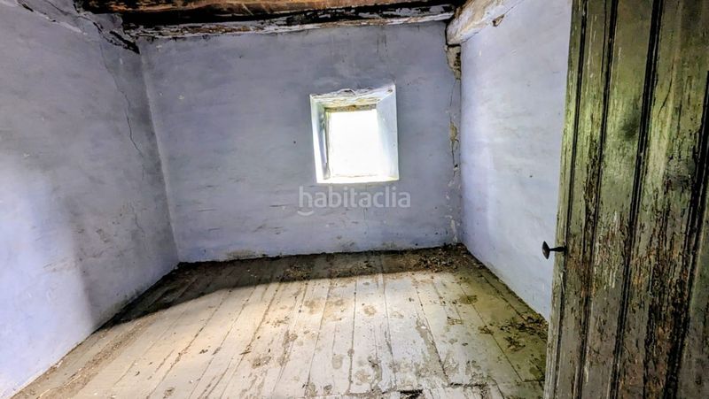 Foto a5105f9a-5c37-4606-befb-2bf508de65a1. Casa a Llodio