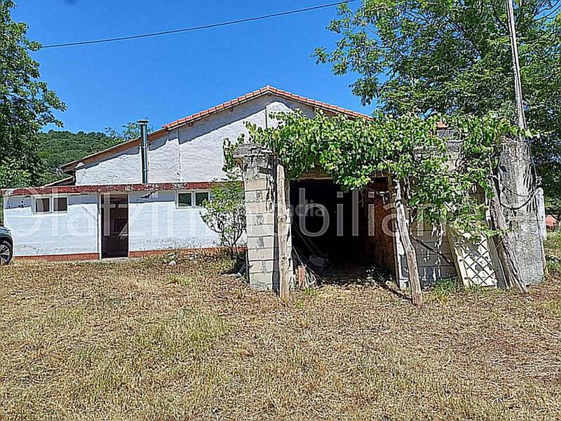 Foto 75c501c8-3763-4eda-a298-6c9a338e1103. Casa amb aparcament a Sopuerta