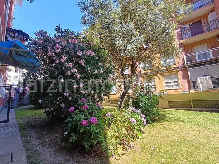 Foto b4e5a7b5-f8f0-4601-b956-7dff0cd278ef. Pis amb calefacció aparcament a Centro Barakaldo