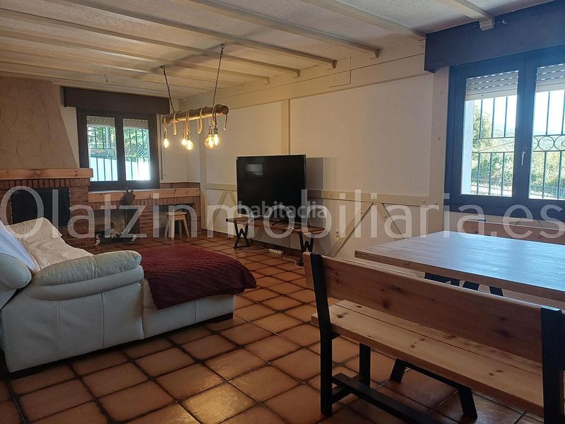 Foto 4a92d712-2f0c-4ddc-a607-e8c1efe5c7f7. Casa amb calefacció aparcament piscina a Valle de Mena