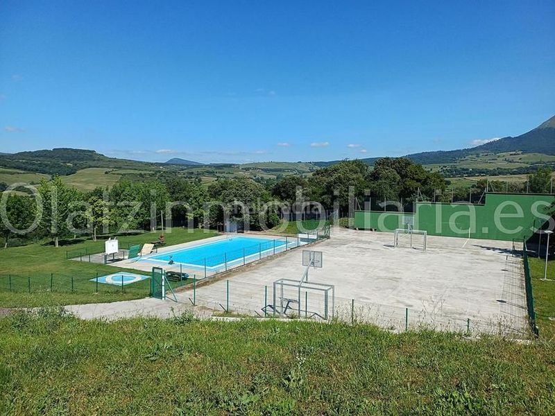Foto 901e7ea7-6ef5-4df3-9220-a943e7912f8d. Casa amb calefacció aparcament piscina a Valle de Mena