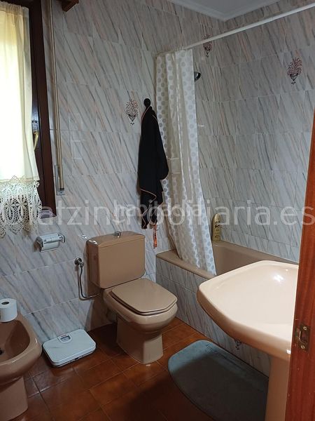 Foto b7eaf01b-bc53-4839-8cfe-2e6510c1cc70. Casa amb calefacció aparcament piscina a Valle de Mena