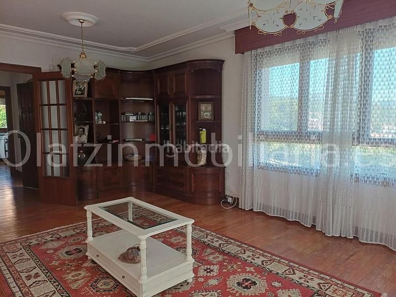 Foto c39d0208-ca8e-42e6-81dd-6ac052aa3226. Casa amb calefacció aparcament piscina a Valle de Mena