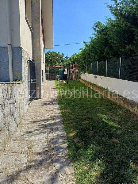 Foto fd9cce61-2caf-4002-87e3-025fce2da96a. Casa amb calefacció aparcament piscina a Valle de Mena