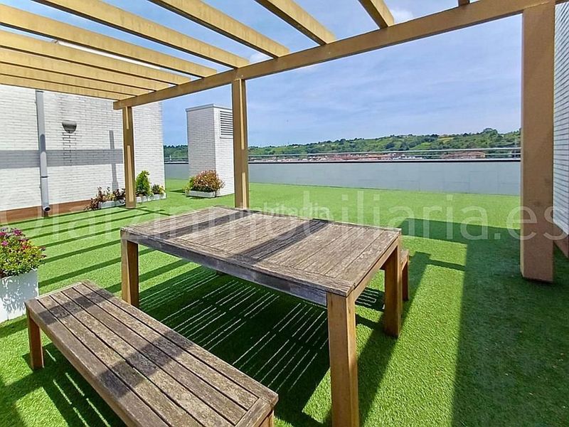 Foto 15fa5639-8b49-48a1-ab13-dea5602e6b0d. Pis amb calefacció aparcament piscina a Lasesarre Barakaldo