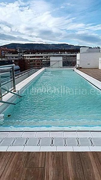 Foto 36d98aa6-1486-42d5-aaac-43cadb078e4b. Pis amb calefacció aparcament piscina a Lasesarre Barakaldo