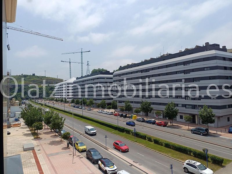 Foto d2927cf7-0069-422f-ab3d-1b8580b7e4cb. Pis amb calefacció aparcament piscina a Lasesarre Barakaldo