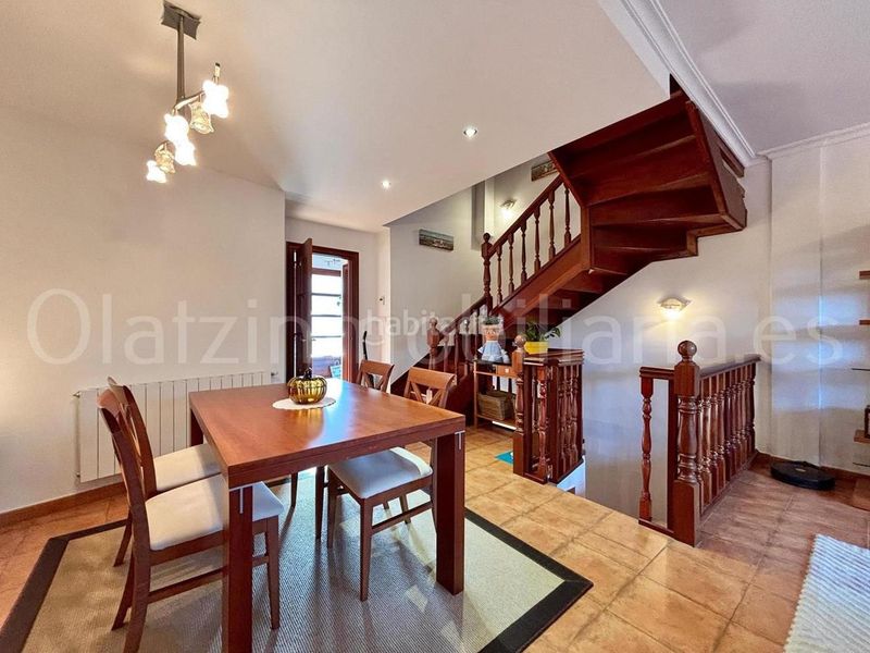 Foto 1023f66d-02f3-4dc0-9c2b-0b47201827bf. Casa amb calefacció aparcament a Zalla