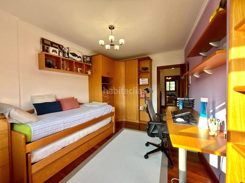 Foto bf866e88-097e-43f5-9adb-f7c773e34c4e. Casa amb calefacció aparcament a Zalla