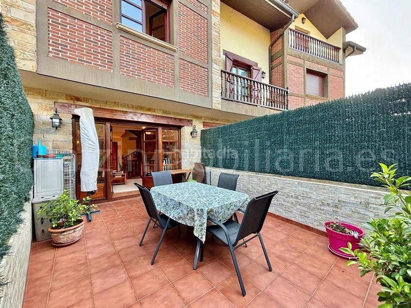 Foto c7a03153-ffed-4fef-babb-54eee8b1336e. Casa amb calefacció aparcament a Zalla