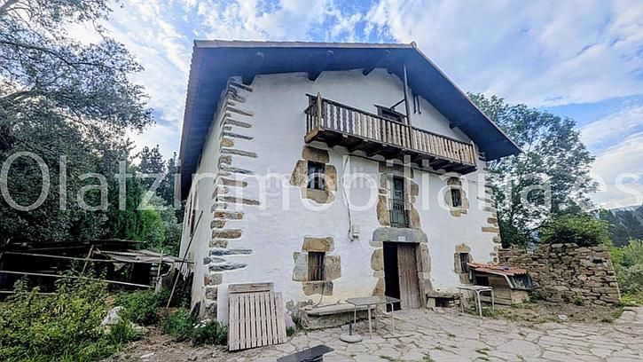 Foto eeb900d0-f09b-4a19-b6b6-b59550fa7182. Casa a Llodio
