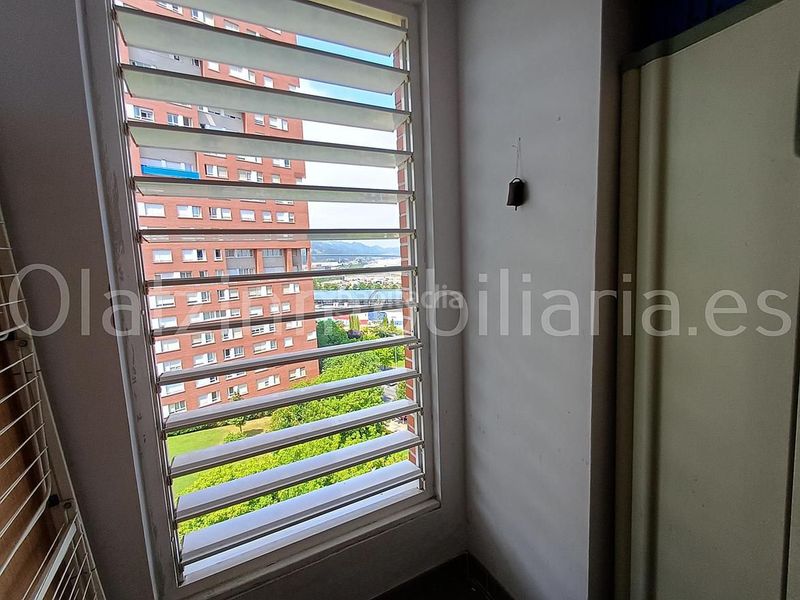 Foto fba62045-1bbb-446e-81fc-cbec2d2329c6. Pis amb calefacció aparcament a Bagatza - S. Vicente Barakaldo