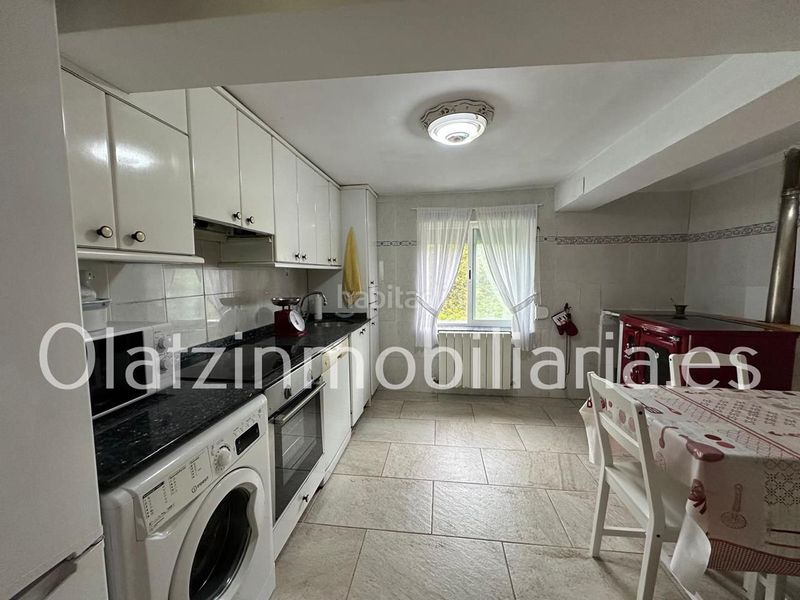 Foto f9001061-7834-4a11-8ce6-52406a1cf99b. Casa amb calefacció aparcament a Villaverde de Trucíos