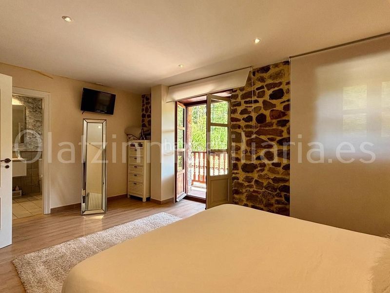 Foto e1e6ceb6-1a2d-49b6-979f-4be030ab5c11. Casa amb calefacció aparcament a Arcentales