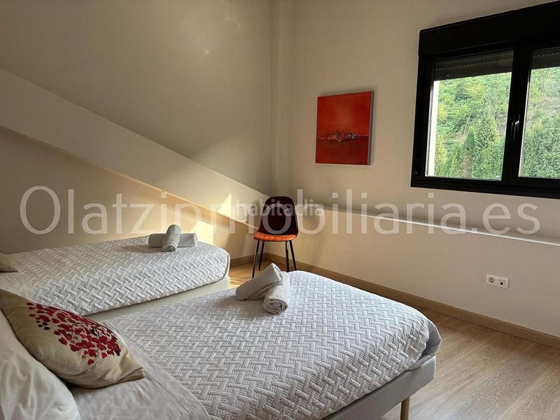 Foto 048255a8-c941-4214-a7b8-1e4081c877bf. Casa amb calefacció aparcament a Llodio