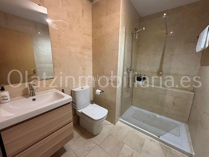 Foto c97abefd-0293-4103-bf23-67d1cdeb11e8. Casa amb calefacció aparcament a Llodio