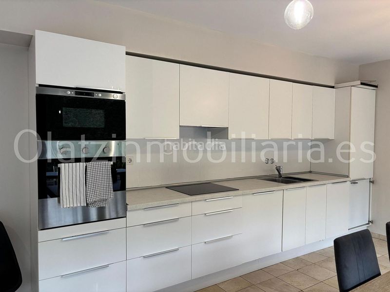 Foto ce22e7a1-3b58-4acb-a19e-167981d011a4. Casa amb calefacció aparcament a Llodio