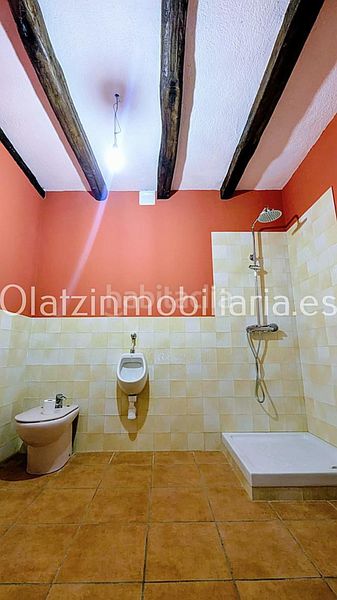 Foto 10c4bdf4-be21-4ac0-9316-8e1c231f90bd. Casa amb calefacció aparcament a Okondo