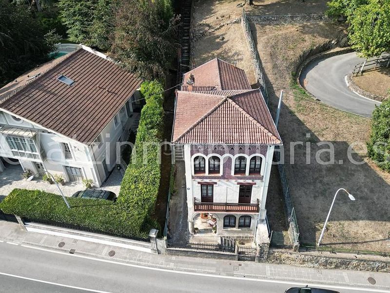 Foto 04c67aec-f9de-4cf6-a2e7-f65398959de8. Casa amb calefacció aparcament a Gordexola