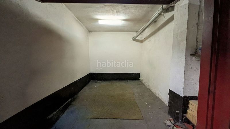 Foto 64537a3d-dcf4-4a47-9cce-d2782b2f4cf9. Aparcament cotxe a Amurrio