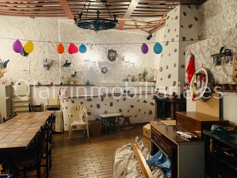Foto d0c5806f-7ace-433e-b7b8-e2f5ec631e8e. Local comercial a Balmaseda