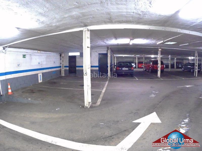 Foto b4568415-6c55-48ab-948b-dfa77c54bf55. Car parking in Centro Barakaldo