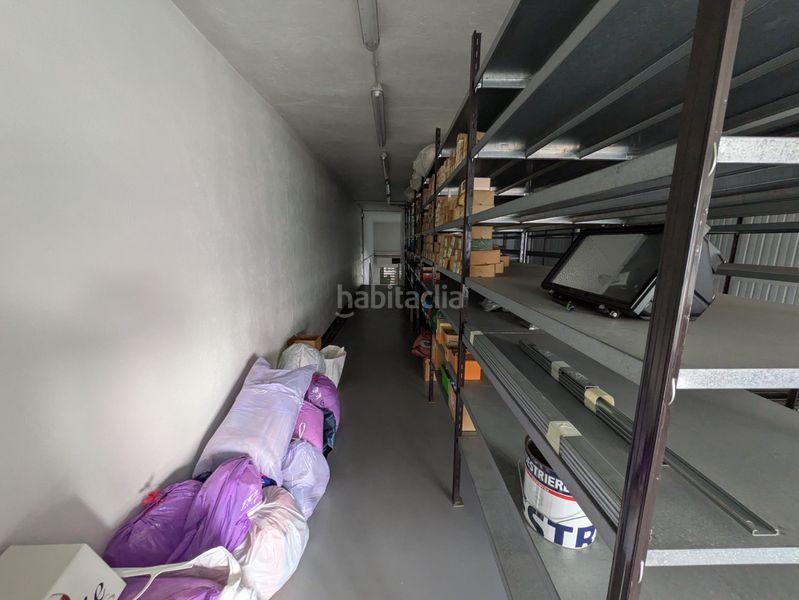 Foto fa6db38c-6eee-47a8-b69b-445bcf28e5c6. Location bâtiment à usage industriel dans Lezo