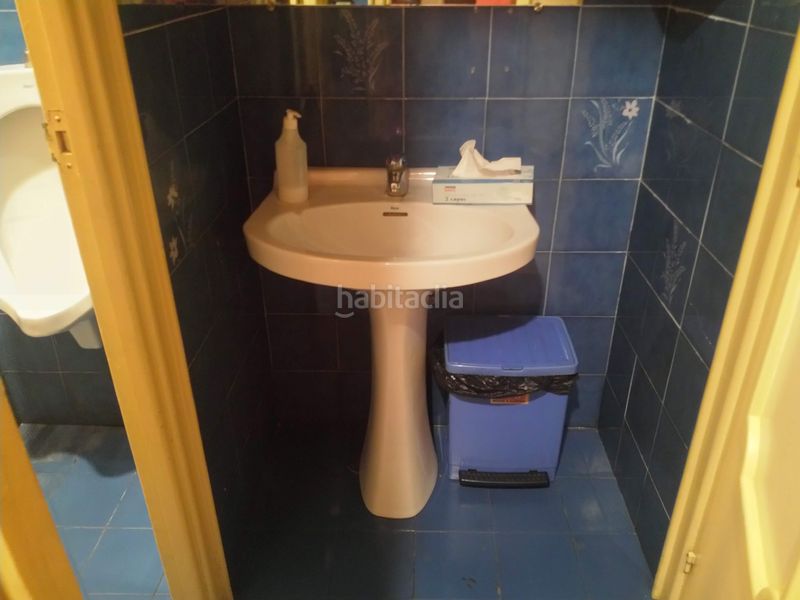 Foto eb44bf77-cad4-4007-9bd7-b2e5091b83b9. Local comercial a Centro Errenteria