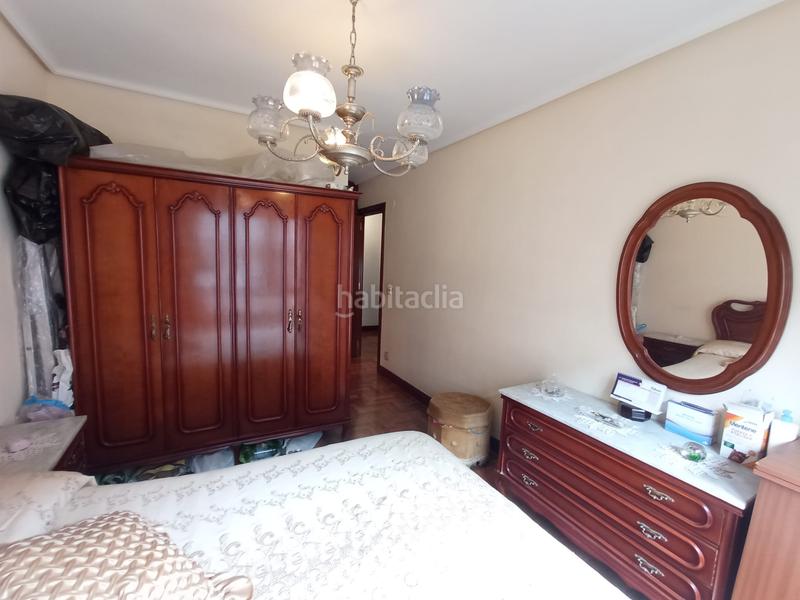 Foto 125566f4-8a4c-4857-8a08-7034e54eb2a5. Flat with heating parking in Santutxu-Basarrate Bilbao