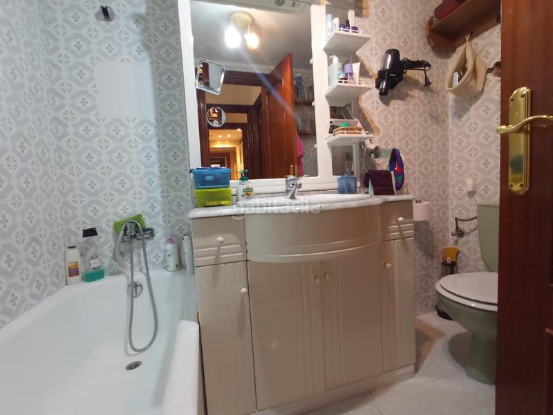 Foto 343c51b5-1b79-4446-9990-8ebad0ec4ab4. Flat with heating parking in Santutxu-Basarrate Bilbao