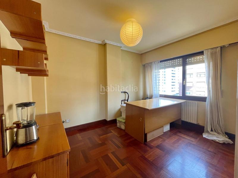 Foto fa960963-d42a-40cb-9119-89de13d6162b. Flat with heating parking in Txurdinaga Bilbao