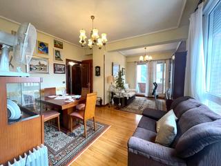 Pis  Zumarraga kalea. Piso de 3 habitaciones y 2 baños con terraza. garaje y trastero