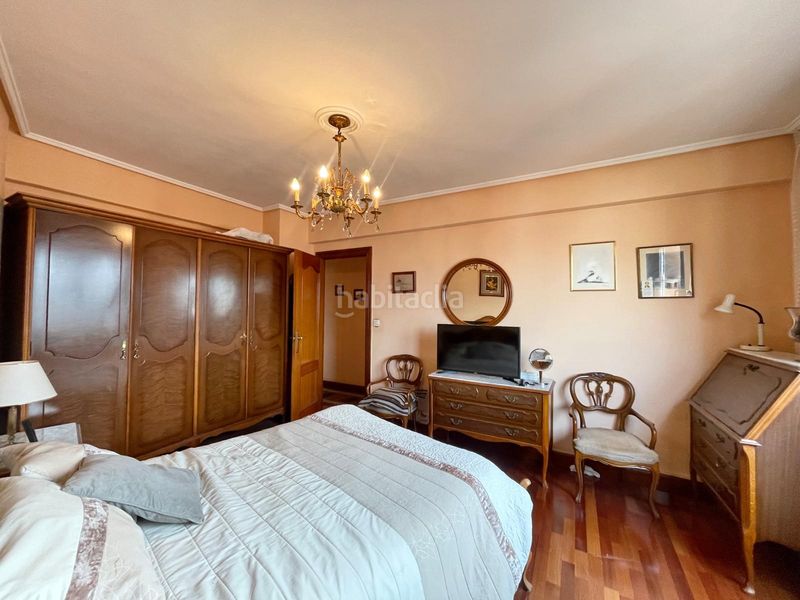 Foto ce3d4fa3-0ad1-4a65-ba9d-066c0741ba3e. Pis amb calefacció a Atxuri Bilbao