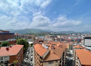 Pis  Fika kalea. Piso completamente exterior con vistas y buenísima orientación