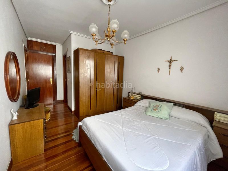 Foto f6374241-c86e-4733-9571-02bbffe7879b. Pis amb calefacció aparcament a Santutxu-Basarrate Bilbao