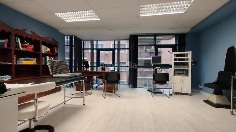 Foto 3e111754-15e7-4537-b2b9-f9a42980424b. Bureau avec chauffage dans Las Arenas Getxo