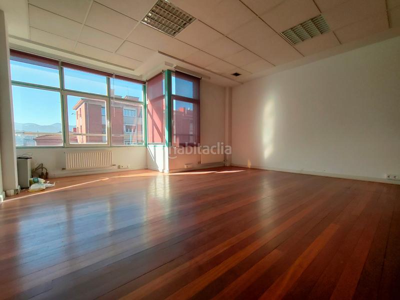 Foto e0c45c4c-79ac-4b07-8802-6eeb817d6369. Location bureau avec chauffage dans Las Arenas Getxo