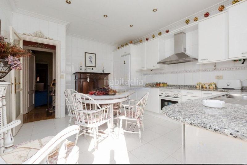 Foto 0634de40-5a96-4f51-8b29-0538d711ca9d. Pis a Las Arenas Getxo