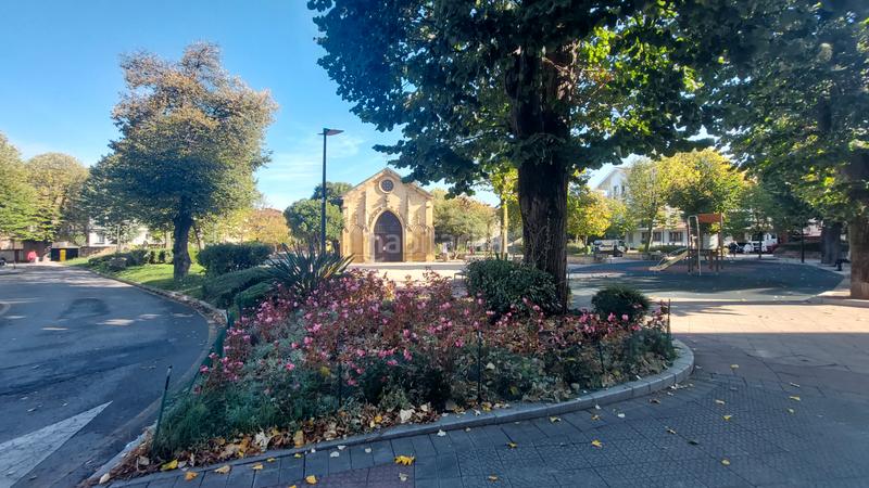 Foto 81bff011-4ab2-4664-bf91-52a00775037b. Flat with heating parking in Las Arenas Getxo