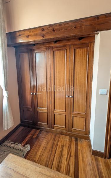 Foto a8a8e5ae-c3de-4236-9743-83f15c985f27. Casa adossada amb calefacció a Las Arenas Getxo